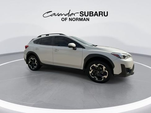 Used 2021 Subaru Crosstrek 2.5i Limited w/ Moonroof Package 2 AWD/4WD image 2