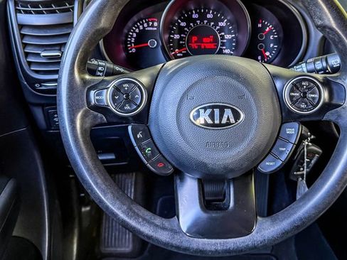 Used 2019 Kia Soul + FWD image 29