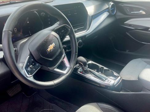 Certified 2024 Chevrolet Trax LT w/ Sunroof Package image 6