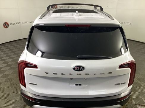 Used 2021 Kia Telluride SX w/ SX Prestige Package image 5