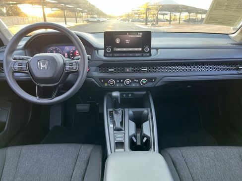 Used 2025 Honda Accord SE image 14
