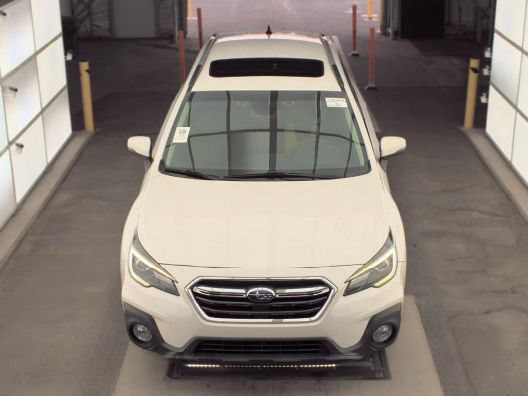 Used 2018 Subaru Outback 2.5i Touring w/ Popular Package #3 AWD/4WD image 2