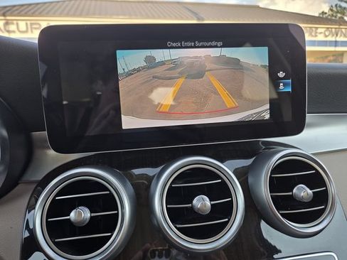 Used 2020 Mercedes-Benz GLC 300 image 12