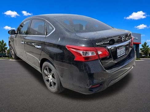 Used 2019 Nissan Sentra S FWD image 4