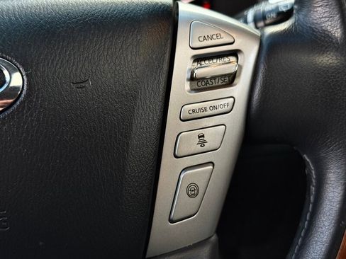 Used 2017 INFINITI QX80 4WD image 32