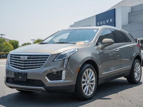 Used 2019 Cadillac XT5 Platinum AWD/4WD image 3