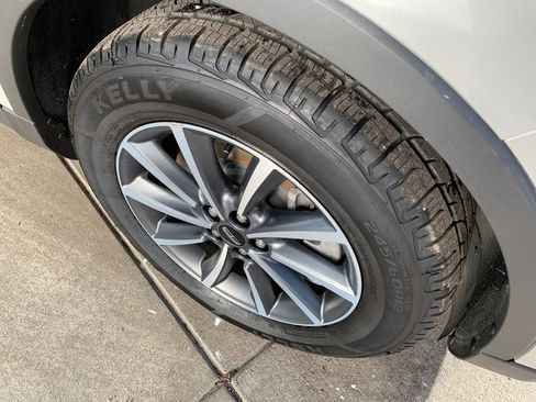 Used 2022 Lincoln Nautilus AWD image 10