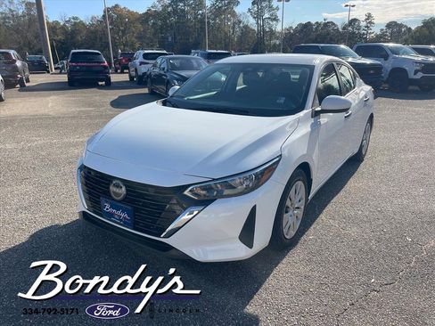 Used 2024 Nissan Sentra S image 3