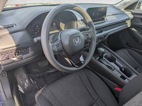 Used 2025 Honda Accord SE image 10