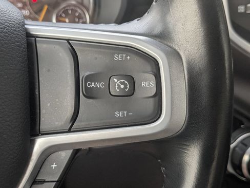 Used 2022 RAM 1500 Big Horn AWD/4WD image 17