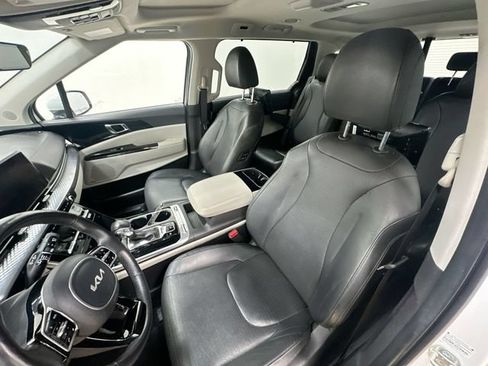 Used 2024 Kia Carnival SX Prestige FWD image 14