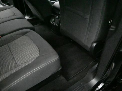 Used 2018 Ford Explorer XLT w/ Equipment Group 201A image 18