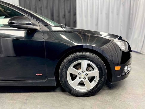 Used 2013 Chevrolet Cruze LT w/ All-Star Edition image 36