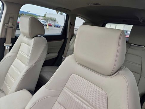 Used 2017 Honda CR-V Touring image 25