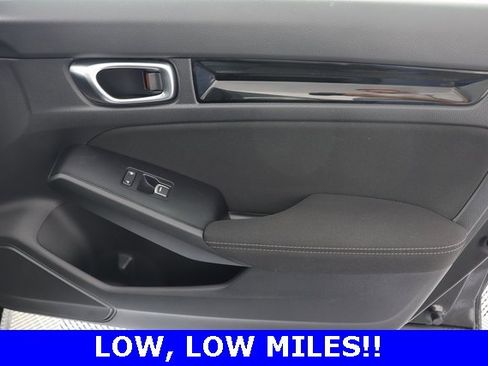 Used 2022 Honda Civic EX image 29