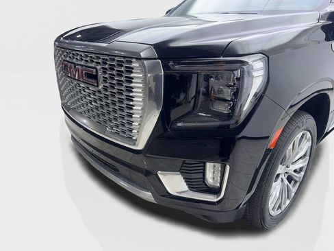 Used 2024 GMC Yukon Denali AWD/4WD image 16