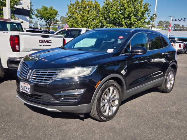 Used 2017 Lincoln MKC Select w/ Select Plus Package FWD image 8