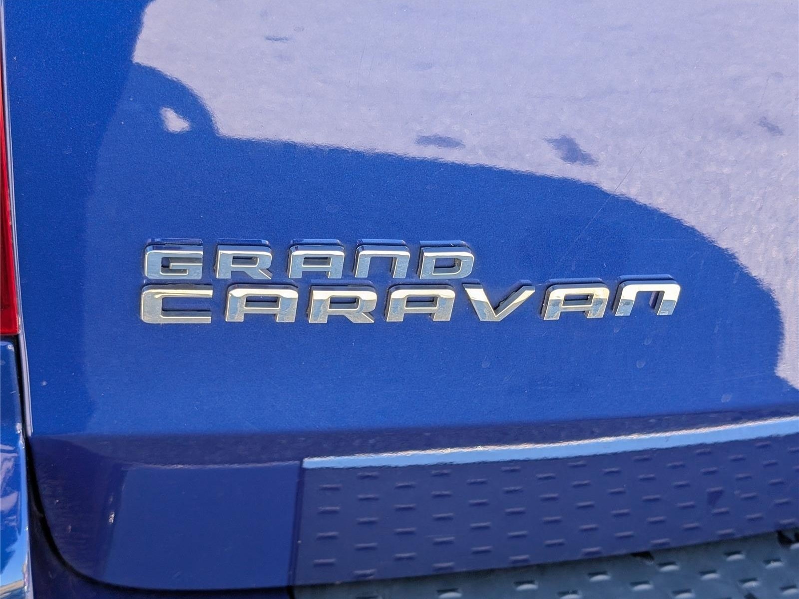 Used 2020 Dodge Grand Caravan SXT FWD image 9