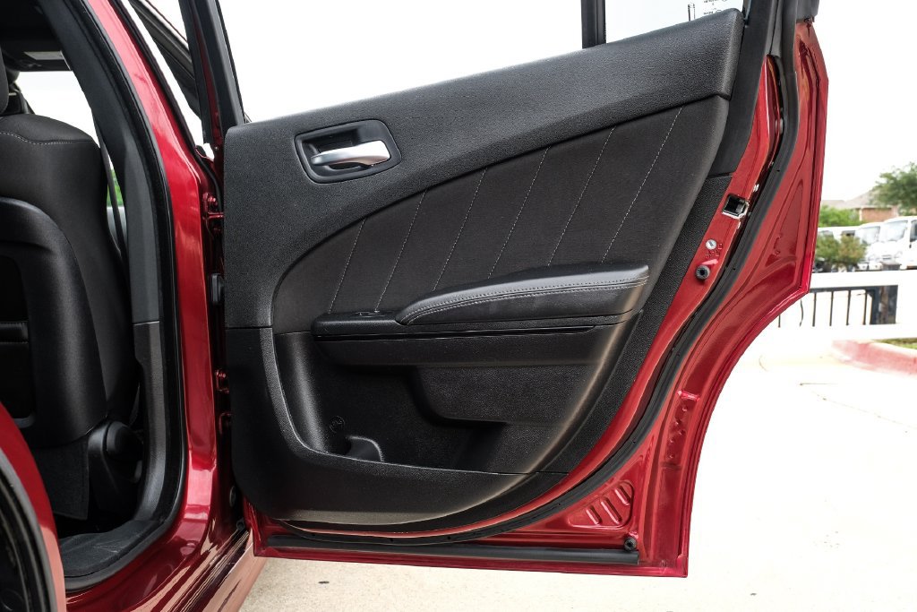 Used 2022 Dodge Charger R/T w/ Blacktop Package RWD image 46