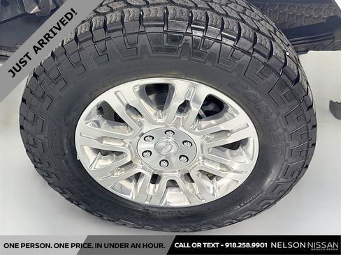 Used 2013 Ford F150 Platinum image 31