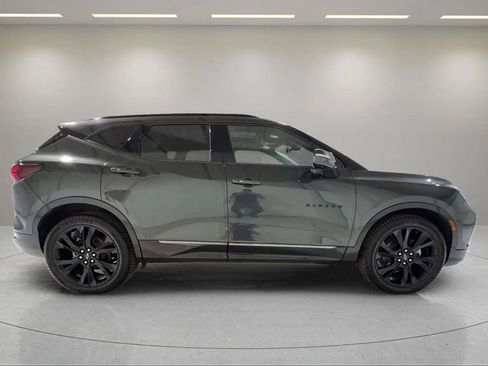 Used 2020 Chevrolet Blazer RS AWD/4WD image 2