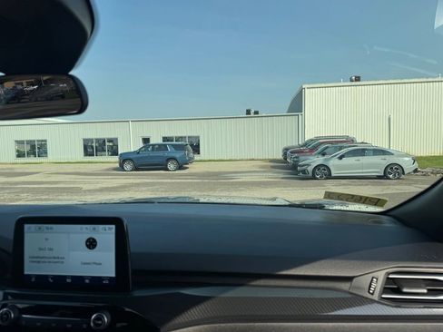 Used 2024 Ford Escape ST-Line image 29