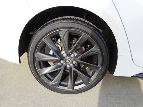 Certified 2024 Toyota Corolla SE image 11