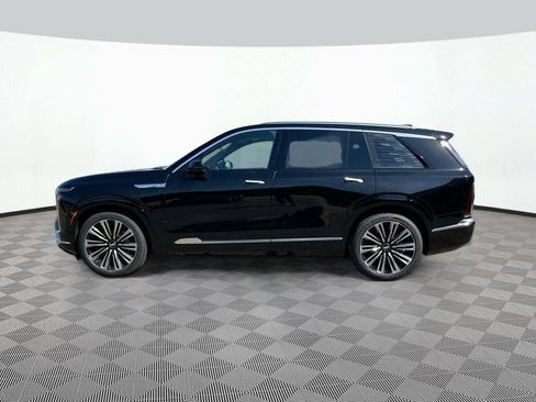 New 2026 Cadillac Vistiq Premium Luxury w/ LPO, Floor Liner Package AWD/4WD image 8