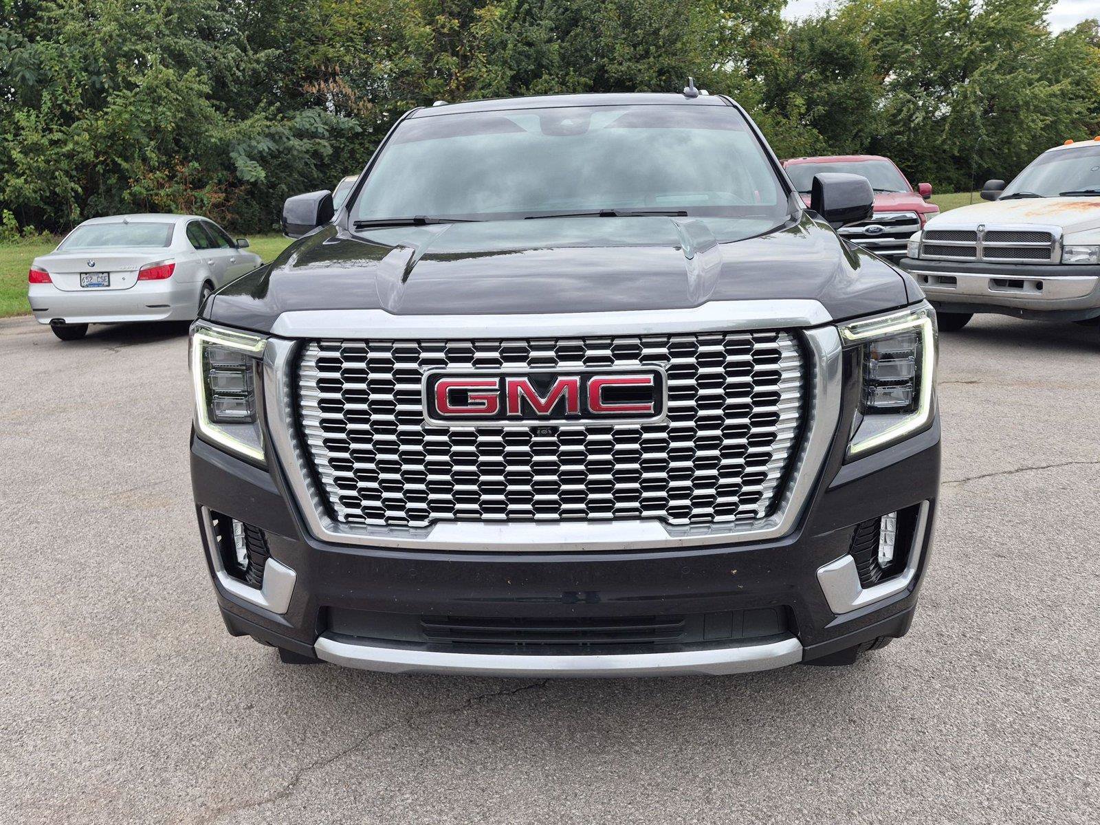 Used 2024 GMC Yukon Denali AWD/4WD image 8