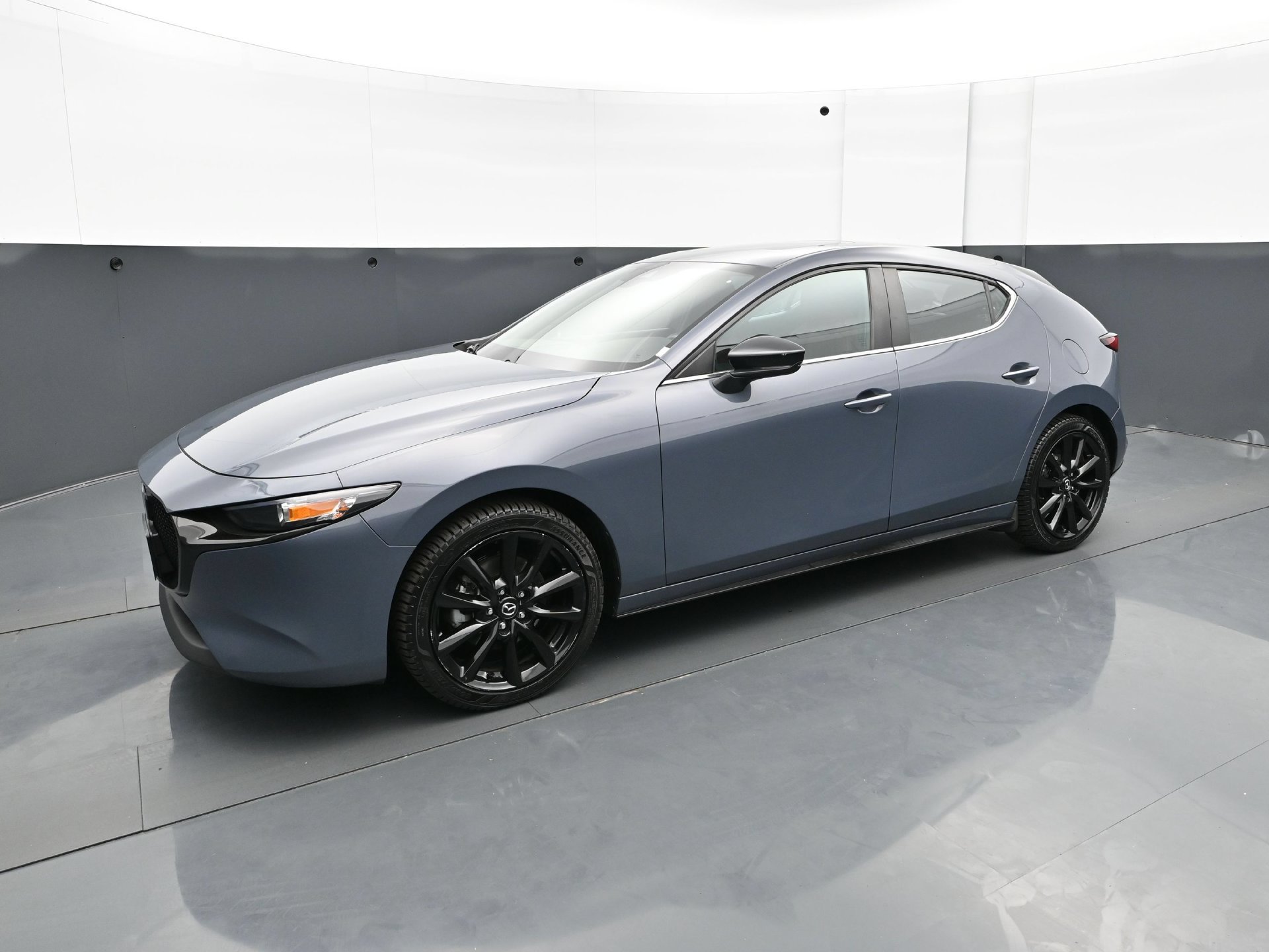 Used 2023 MAZDA MAZDA3 s AWD/4WD image 2