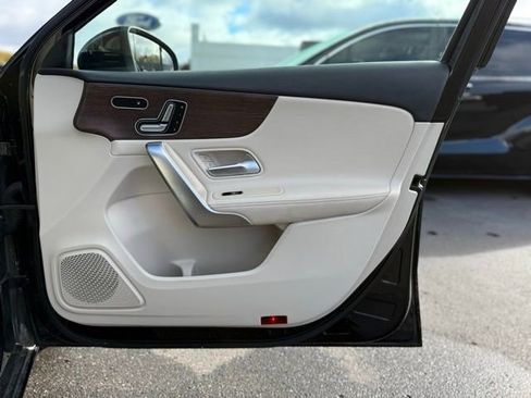 Used 2021 Mercedes-Benz A 220 4MATIC w/ Premium Package image 16