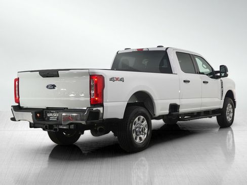 Used 2024 Ford F250 XLT image 5