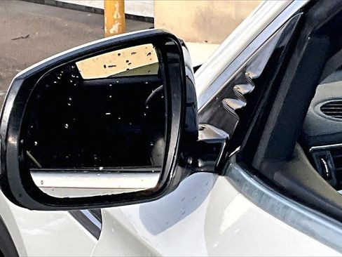 Used 2019 INFINITI QX50 Essential w/ Premium Heat Package image 13