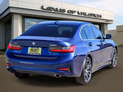 Used 2020 BMW 330i xDrive Sedan w/ Convenience Package AWD/4WD image 4