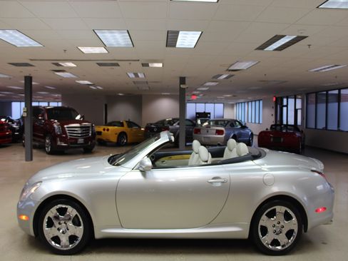 Used 2002 Lexus SC 430 Convertible image 36