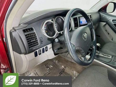 Used 2005 Toyota 4Runner Sport AWD/4WD image 10