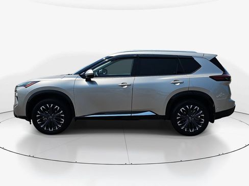 Used 2024 Nissan Rogue Platinum w/ Platinum Premium Package FWD image 10