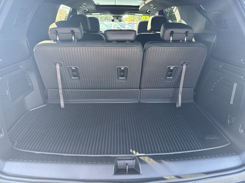 New 2026 Chevrolet Traverse Z71 w/ Enhanced Driving Package image 5