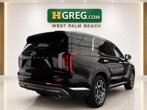 Used 2024 Hyundai Palisade Limited FWD image 6