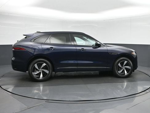 Used 2024 Jaguar F-PACE R-Dynamic S AWD/4WD image 8