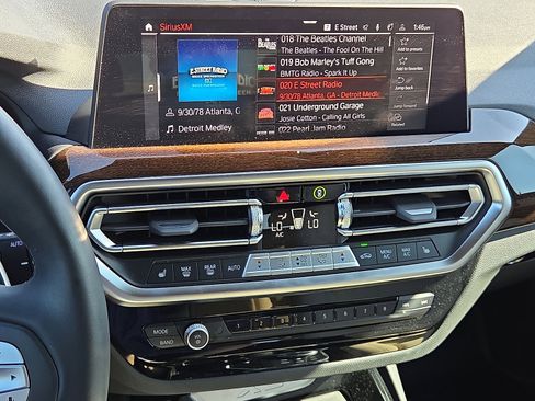 Used 2024 BMW X3 xDrive30i w/ Convenience Package w/ZPA image 17