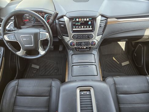 Used 2020 GMC Yukon XL Denali w/ Denali Ultimate Package RWD image 23