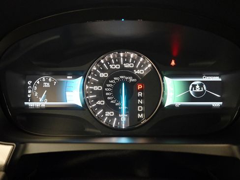 Used 2011 Ford Edge SEL w/ 202A Rapid Spec Order Code image 7