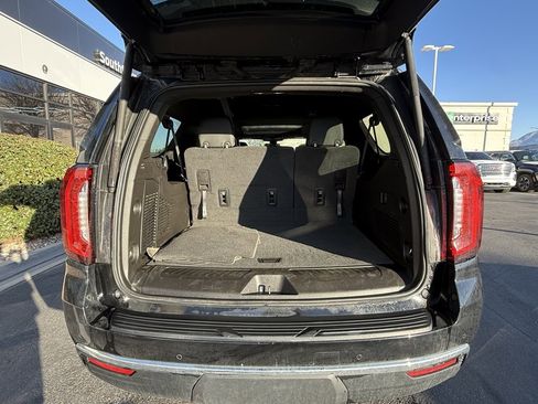Used 2022 GMC Yukon XL SLT image 28