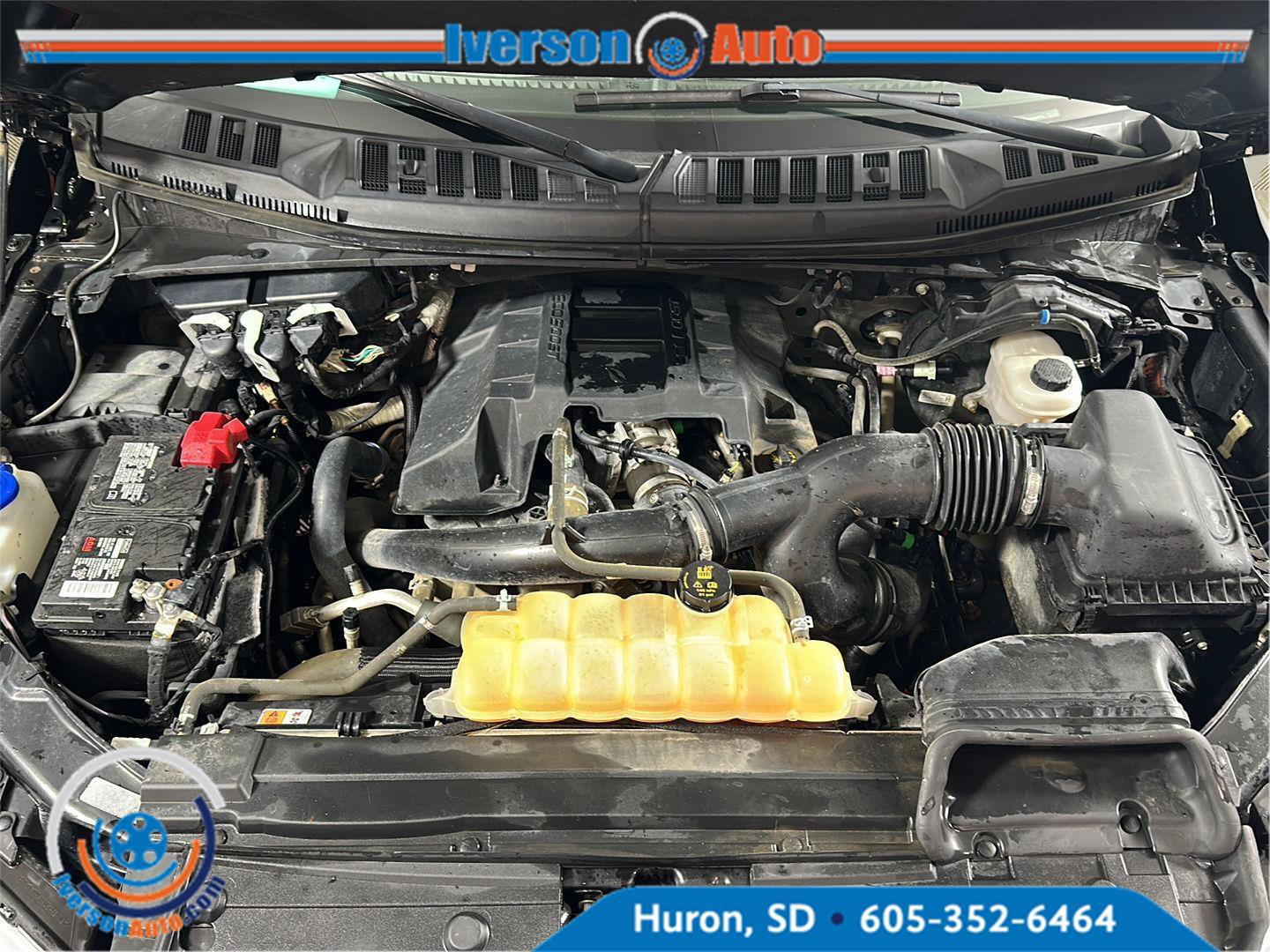 Used 2018 Ford F150 XLT w/ Equipment Group 302A Luxury AWD/4WD image 3
