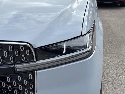 New 2026 Lincoln Navigator Reserve image 10