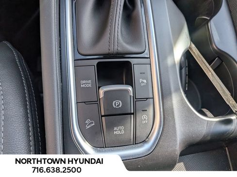 Used 2020 Hyundai Santa Fe SEL w/ Convenience + Premium Package AWD/4WD image 17