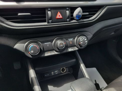 Used 2021 Kia Forte LXS FWD image 24