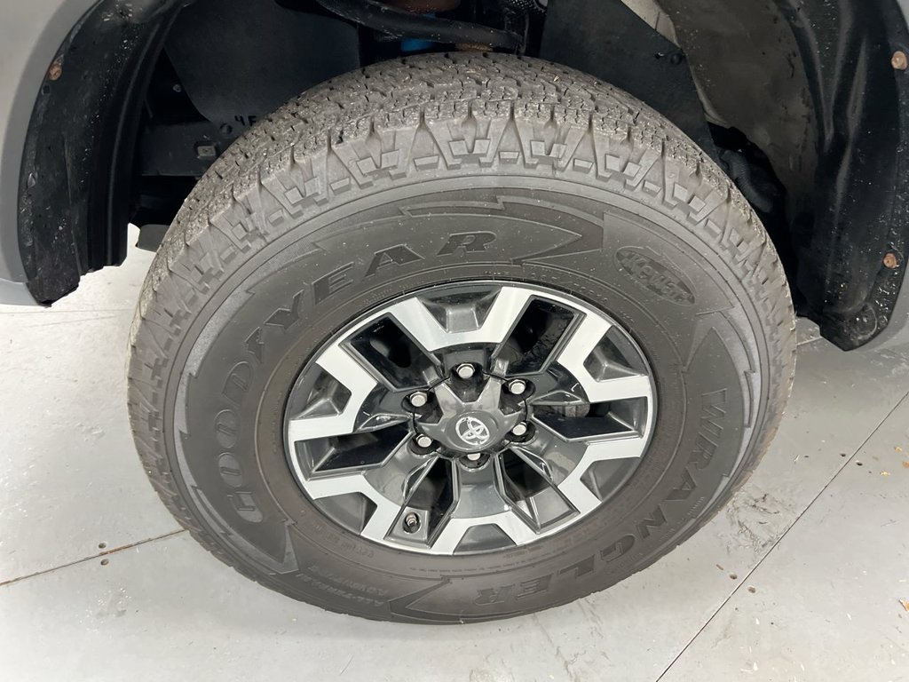 Used 2021 Toyota Tacoma TRD Off-Road AWD/4WD image 24