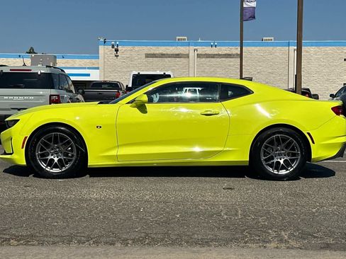 Used 2019 Chevrolet Camaro LT RWD image 6